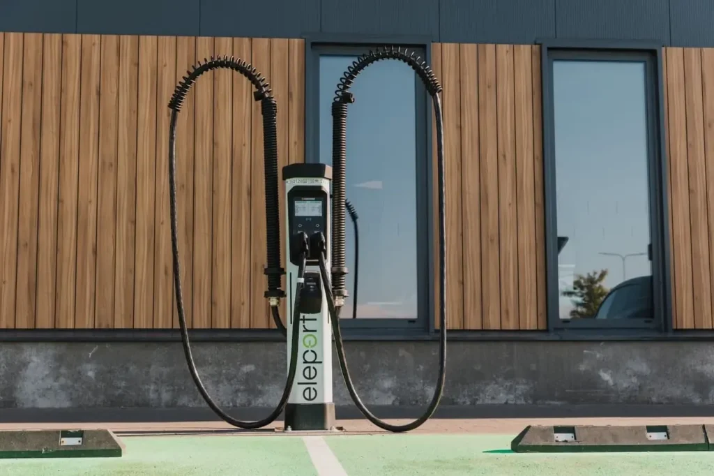 vai elektroauto akumulatora ietilpībai ir nozīme