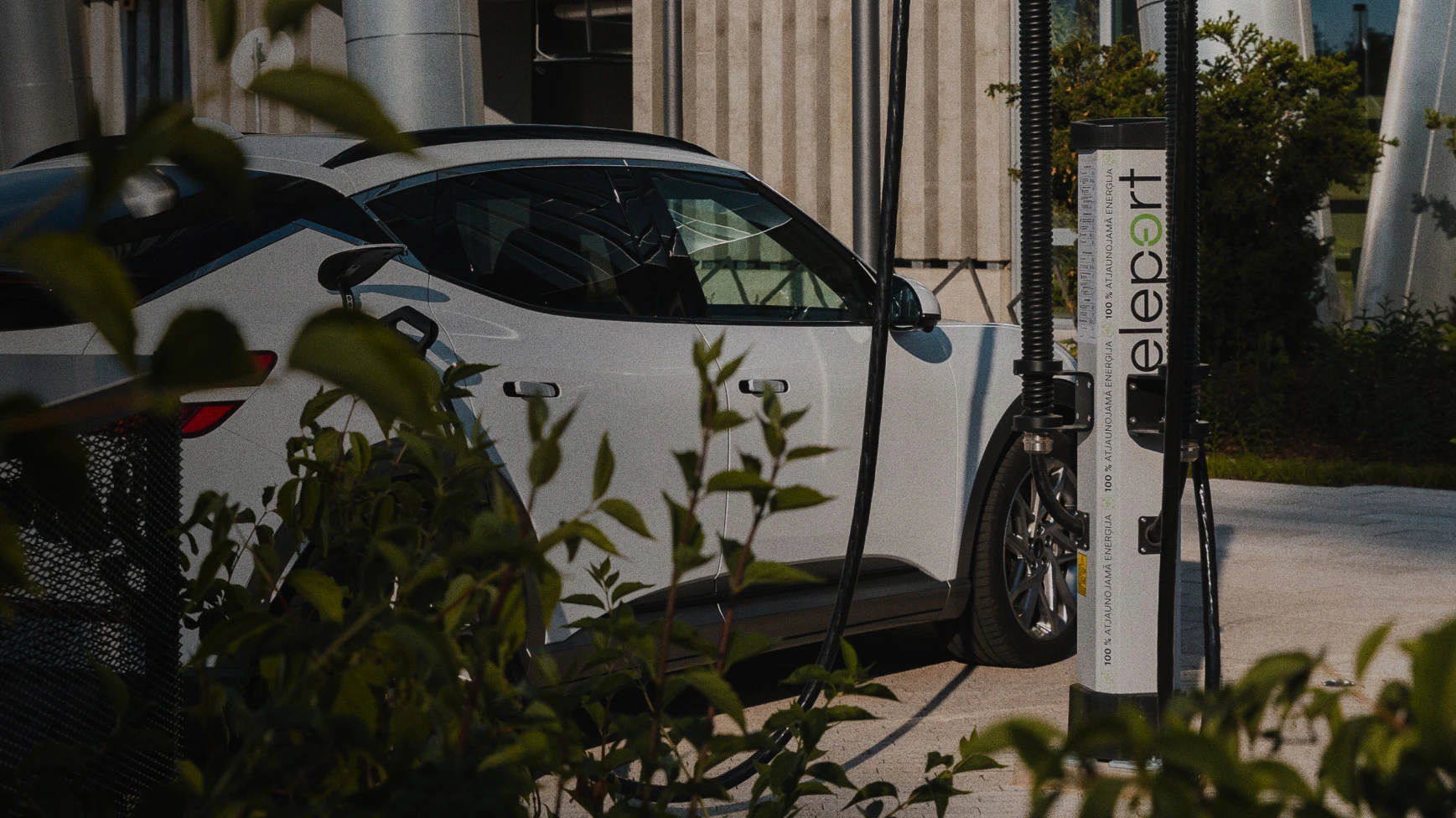 Kliendisõbralikud Elektriautode Avalikud Laadijad | Eleport