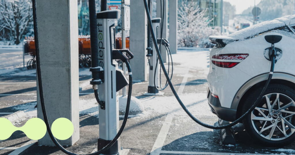 What are the Best Electric Cars for Cold Weather? - 2 electric cars in cold weather